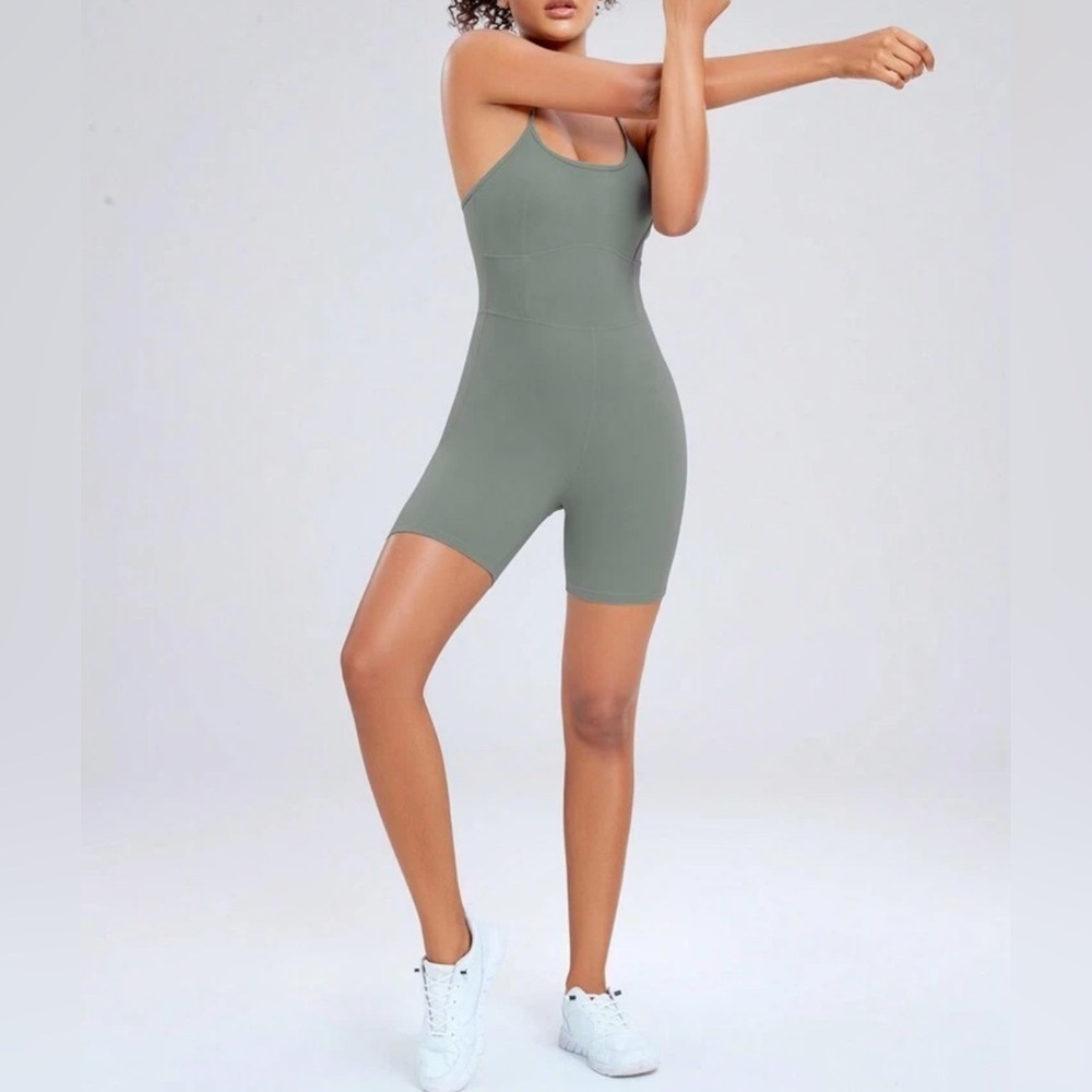 🆕LA Kotten Activewear Jumpsuit Romper Sage S🆕 - Picture 2 of 15